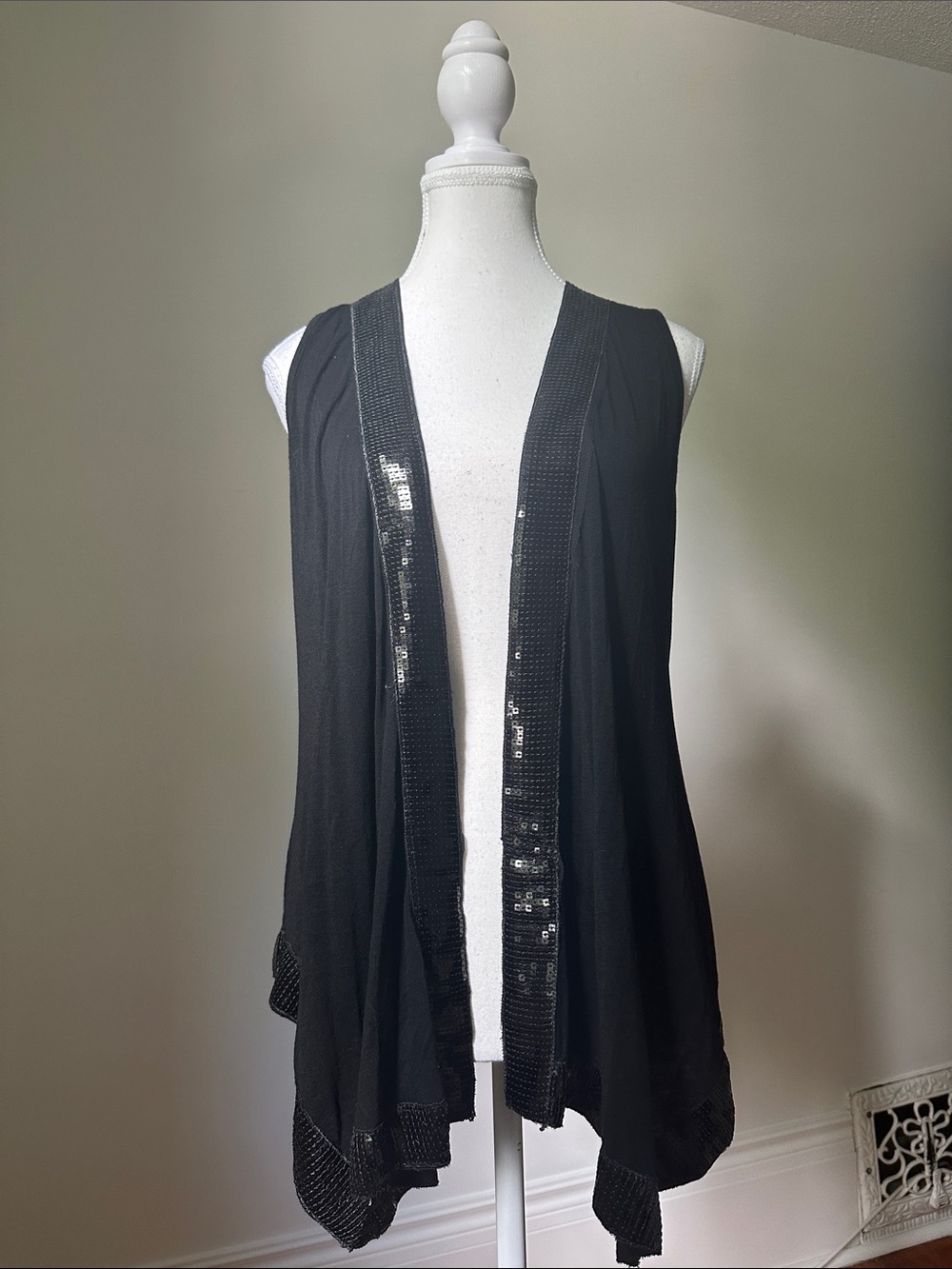 BIZZ‎ GIRL Black Y2K Sequin Whimsigoth Fairy Open Front Sleeveless Top Medium